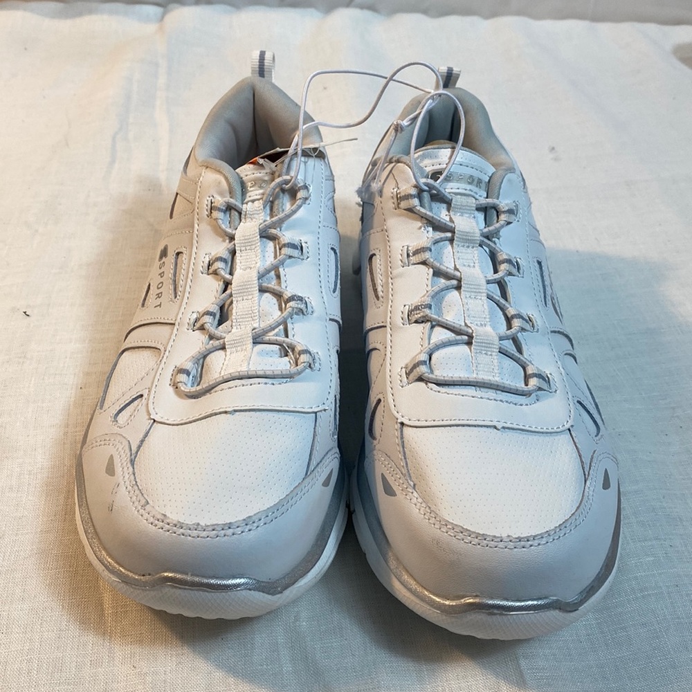 SPORT women’s sketchers athletic shoes size 8 new